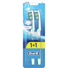 Набор зубных щеток Oral-B 1+1 3D White Отбеливание средней жесткости mini slide 1
