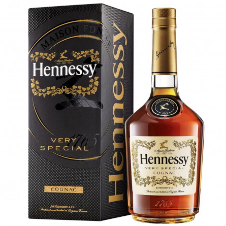 Коньяк Hennessy V.S. 4 года 40% 0.7л картонна упаковка