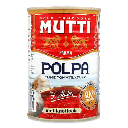 Томати Mutti очищені різані в томатному соку з часником