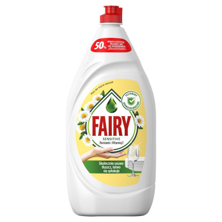 Средство Fairy для мытья посуды ромашка 1,35л