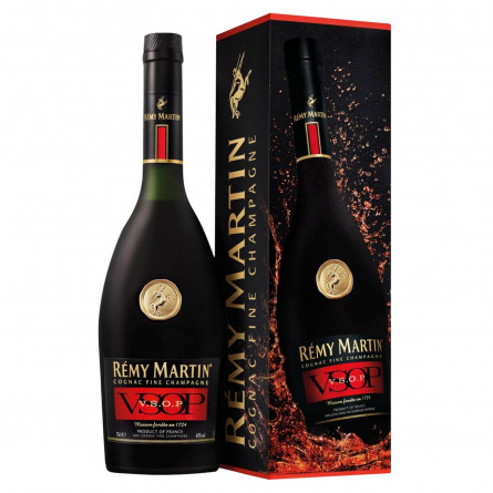 Коньяк Remy Martin V.S.O.P. Fine Champagne 40% 0,7л slide 1