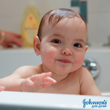 Пінка-шампунь Johnson's baby Від маківки до п'ят дитяча для миття та купання 300мл mini slide 3