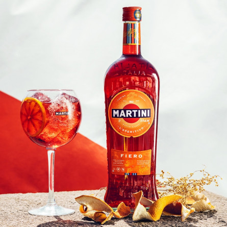 Набір: вермут Martini Fiero Червоний апельсин 14,9% 0,75л + тонік Schweppes 1л slide 2