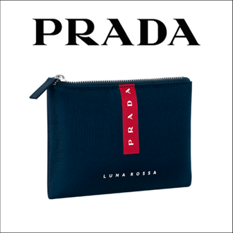 З покупкою чоловічого аромату марки Prada об'ємом 100 мл ваш подарунок — чоловіча косметичка.