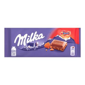 Шоколад молочний Milka з шматочками карамелі з мигдалем 100г