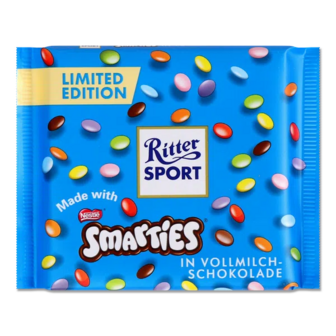 Шоколад молочний Ritter Sport з драже