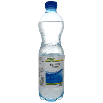 Вода питна Auchan середньогазована 0.5 л (4823090108847)