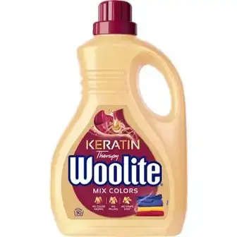 Засіб для прання рідкий Woolite для кольоровх тканин з кератином 1,8 л