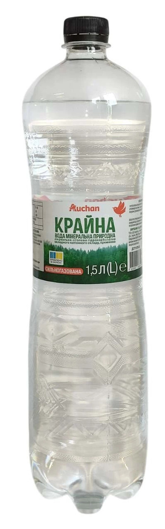 Вода мінеральна Auchan Крайна сильногазована 1.5 л (4823090138332)
