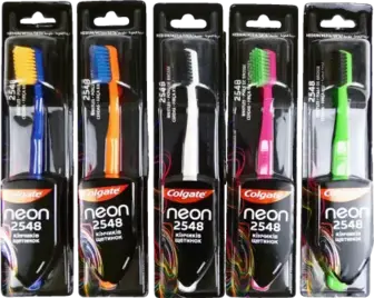 Зубна щітка Colgate Neon 1 шт