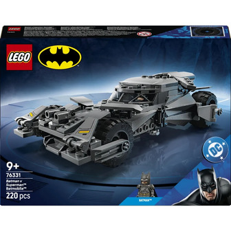 Конструктор LEGO Super Heroes DC Бетмобіль із фільму Бетмен проти Супермена 220 деталей (76331)
