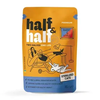 Вологий корм для котів Half&Half Sterilized 85 г - кролик та яблуко