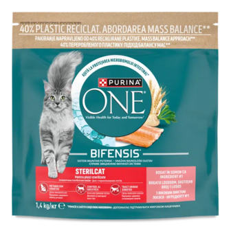Корм для котів ONE Sterilcat з лососем сухий (1,4кг)