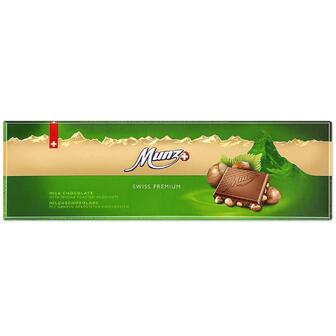 Молочний шоколад з цільним фундуком Munz 300 г
