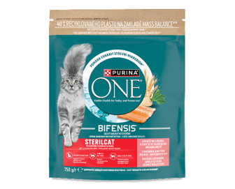 Корм для котів ONE Sterilcat з лососем сухий (750г)