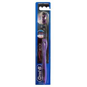 Зубна щітка Oral B Medium всебічне чищення чорна 1шт