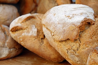 Як розпізнати свіжий хліб: 3 простих методи