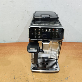 Кавомашина Philips Series 5500 EP 5547/90 (EP5547/90)