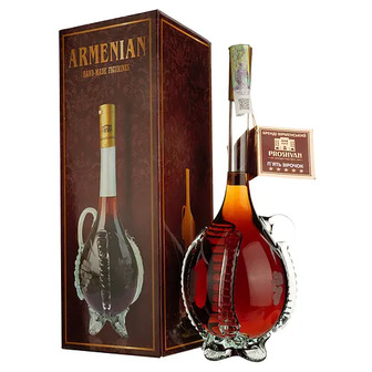 Бренді Proshyan Armenian Графін 5 років 40% 0.5 л в коробці